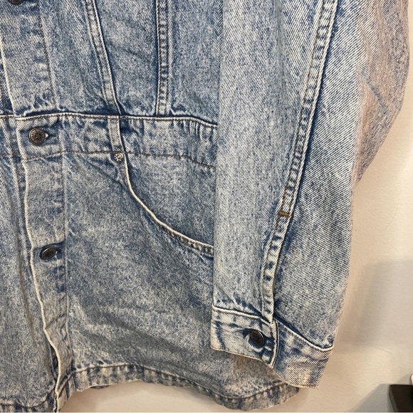RARE Vintage Levi's Acid Wash Denim Chore Barn Duster Trucker Jean Jacket - Picture 5 of 11